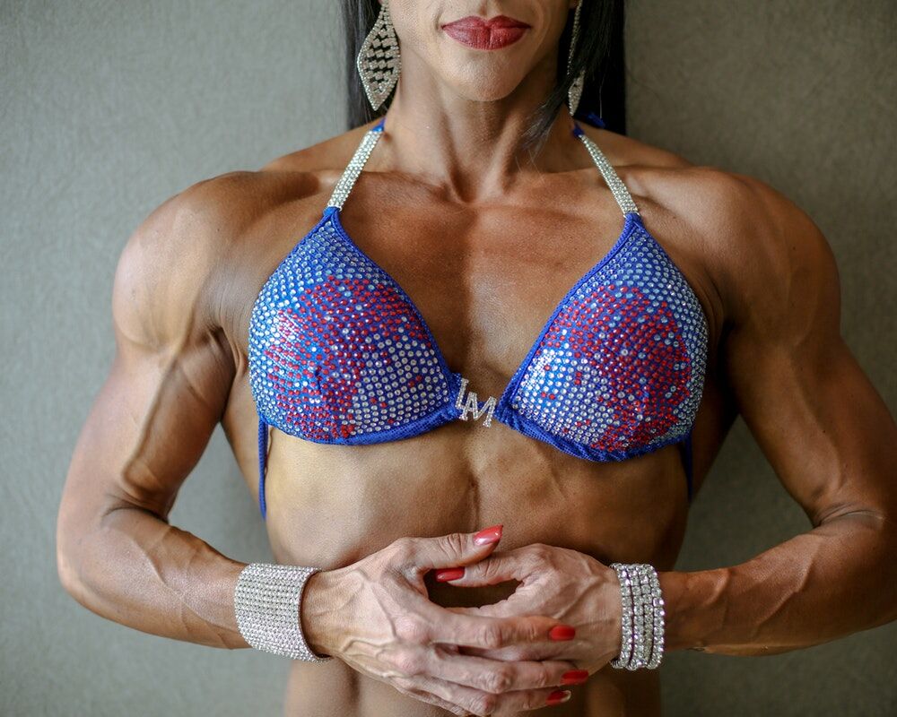 female muscle growth